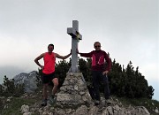 53 Alla croce di vetta del Cancervo (1831 m)